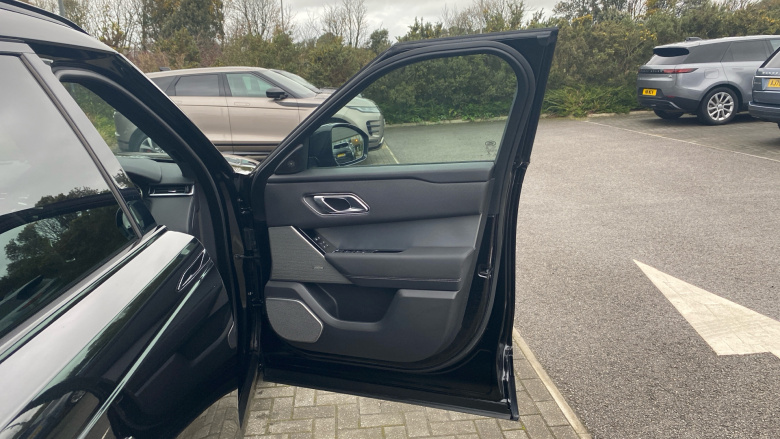 Land Rover Range Rover Velar 2.0 D200 Edition 5dr Auto Diesel Estate